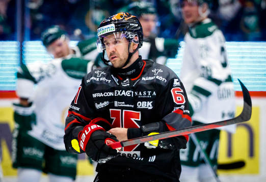Örebros Ludvig Larsson deppar vid 3-4