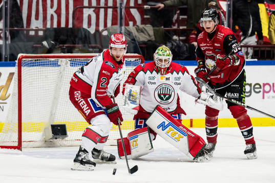 Frölundas Christian Folin och målvakt Lars Johansson och
