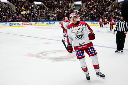 Frölundas Erik Borg jublar
