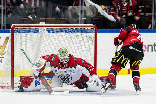 Frölundas målvakt Lars Johansson och Malmö Redhawks