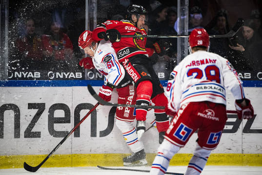 Timrås Axel Rindell och Luleås Juhani Tyrväinen