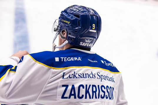 Hjälm innan ishockeymatchen i SHL mellan Leksand och