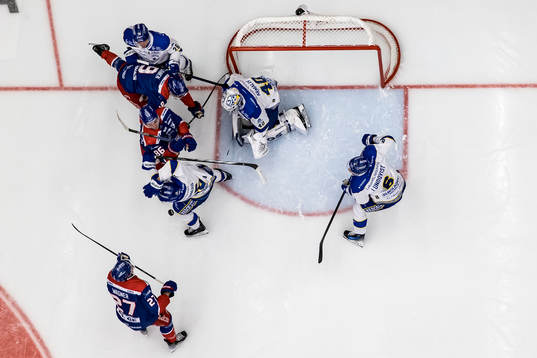 Leksands Patrik Norén och målvakt Mantas Armalis och Max