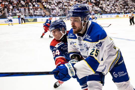 Oskarshamns Olli Palola och Leksands Lucas Elvenes