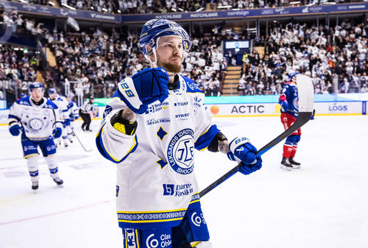 Leksands Lucas Elvenes jublar