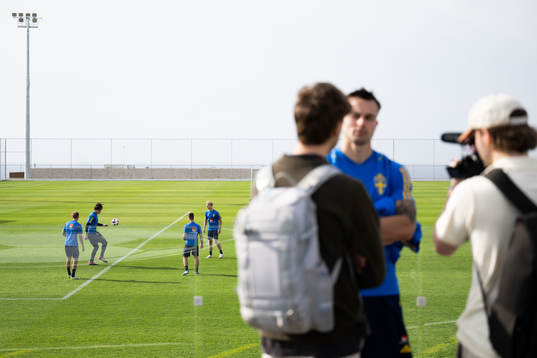 Goalkeeper Jacob Widell Zetterström behind Henrik