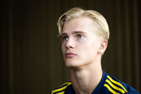 Lucas Bergvall of the Swedish men's football national team