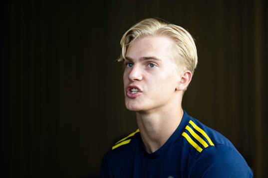 Lucas Bergvall of the Swedish men's football national team