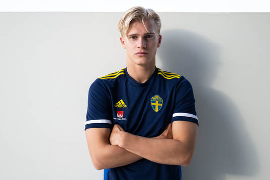 Lucas Bergvall of the Swedish men's football national team