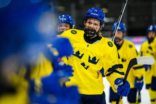Ella Hellman of Sweden celebrates