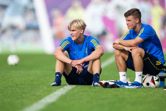Lucas Bergvall and Samuel Dahl of the Swedish men's