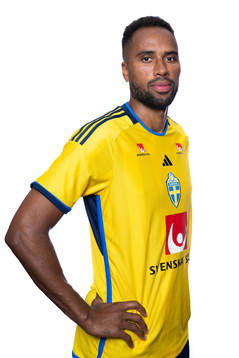 Isaac Kiese Thelin of the Swedish men's football national