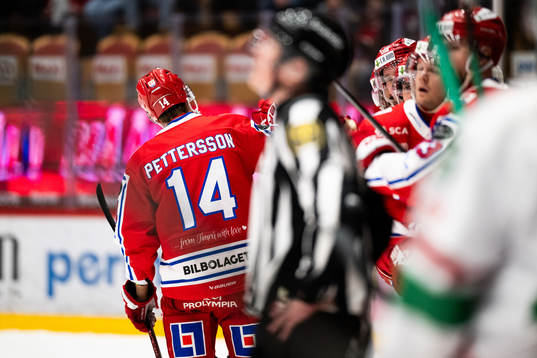 Timrås Emil Pettersson jublar