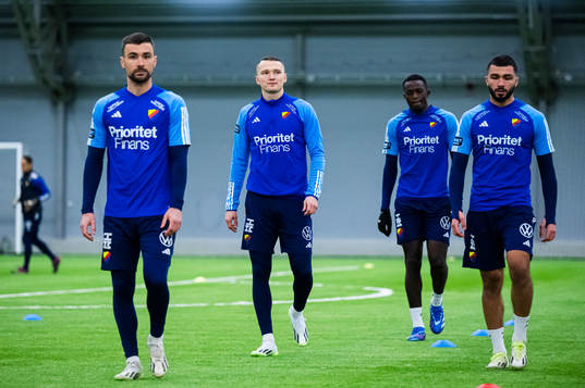 Djurgårdens Carlos Moros Gracia, Piotr Johansson och