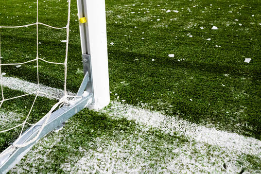 Målbur på konstgräs på Hammarby IP