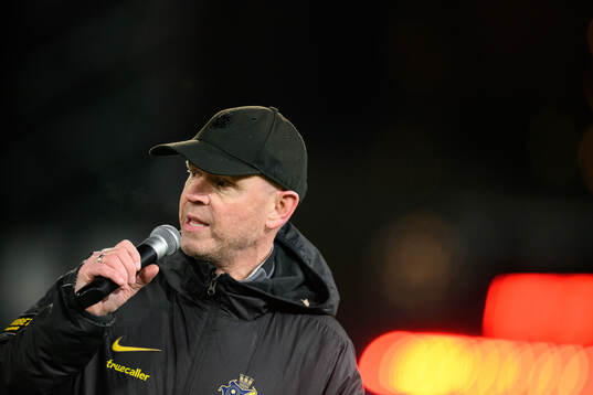 Tränare Henning Berg