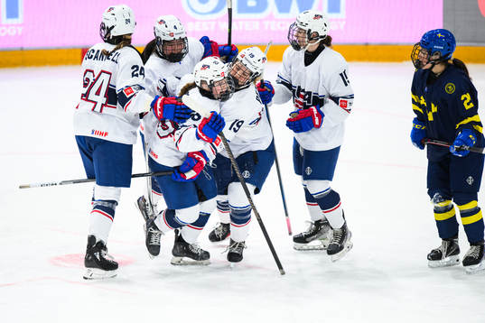 Haley Box of USA celebrates
