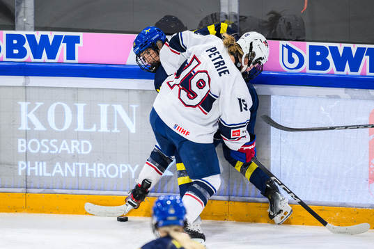 Ebba Hedqvist of Sweden and Jordyn Petrie of USA