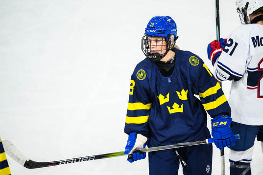 Mira Hallin of Sweden