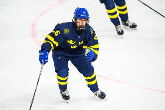 Emilia Bergeby Hallbeck of Sweden