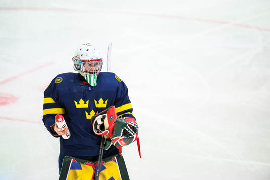 Goaltender Maja Helge of Sweden