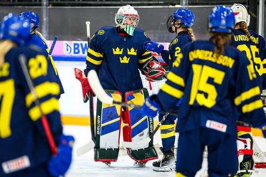 Goaltender Maja Helge of Sweden