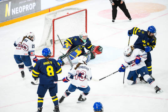 Goaltender Maja Helge of Sweden