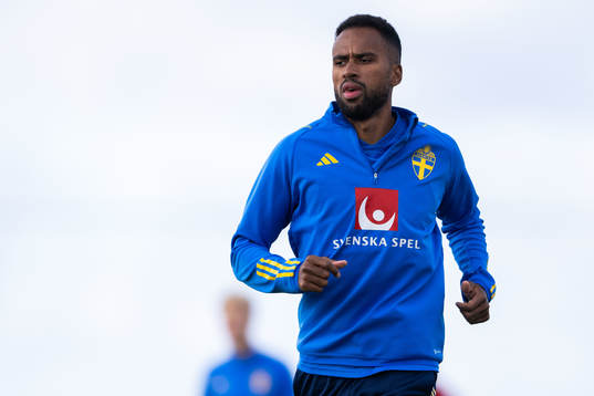 Isaac Kiese Thelin of the Swedish men's football national