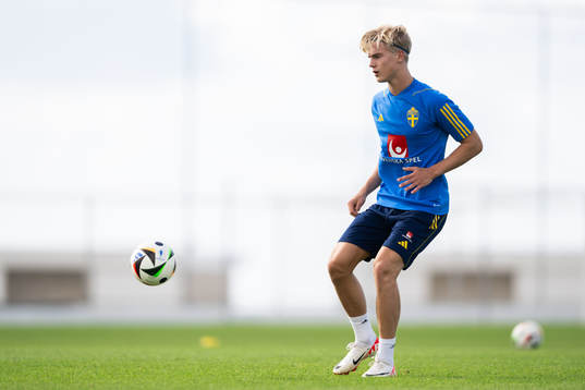Lucas Bergvall of the Swedish men's football national team