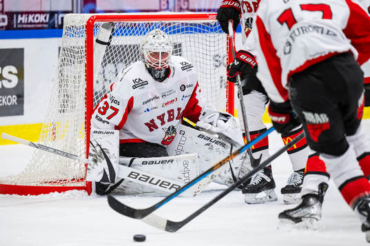 Nybros målvakt Robin Johansson