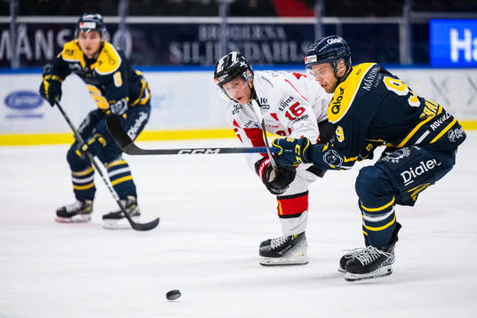 Södertäljes Viktor Grahn och Nybros Adam Persson