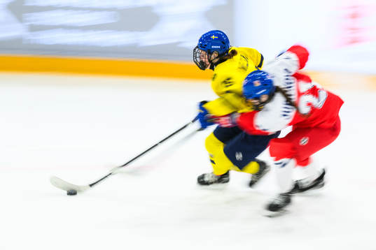 Edit Danielsson and Emma Rehn of Sweden