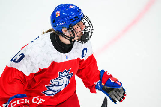 Adela Sapovalivova of Czechia celebrates