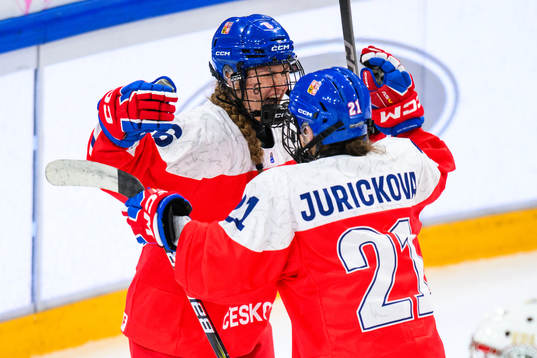 Linda Vocetkova of Czechia celebrates