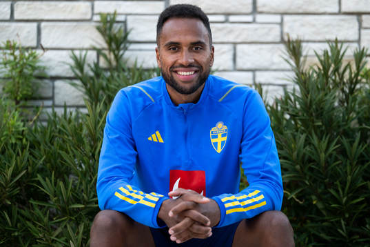 Isaac Kiese Thelin of the Swedish men's football national