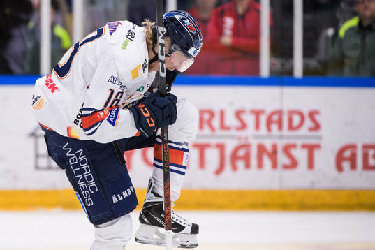 Växjös Marcus Sylvegård jublar