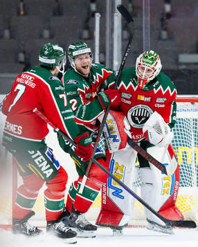Frölundas Henrik Tömmernes, Christian Folin och målvakt