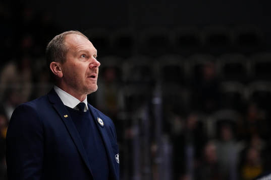 HV71s tränare Johan Lindbom