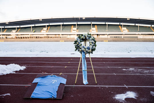 Minnesceremoni för Bosse Larsson på Malmö Stadion