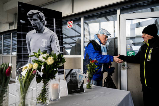 Minnesceremoni för Bosse Larsson på Malmö Stadion