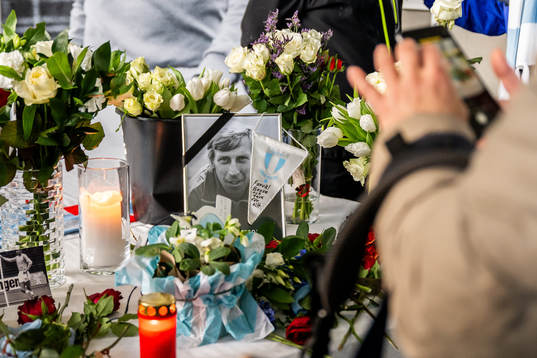 Minnesceremoni för Bosse Larsson på Malmö Stadion