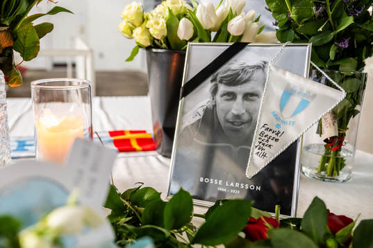 Minnesceremoni för Bosse Larsson på Malmö Stadion