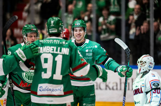 Rögles Albin Sundsvik jublar