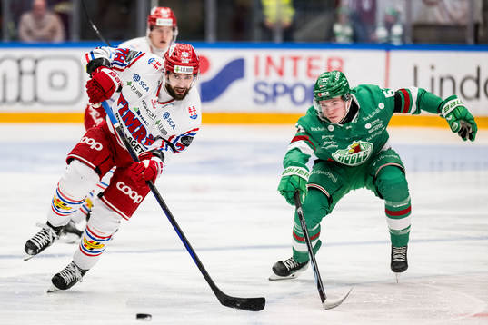 Timrås Robin Hanzl och Rögles Felix Nilsson