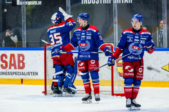 Oskarshamns målvakt Emil Kruse deppar