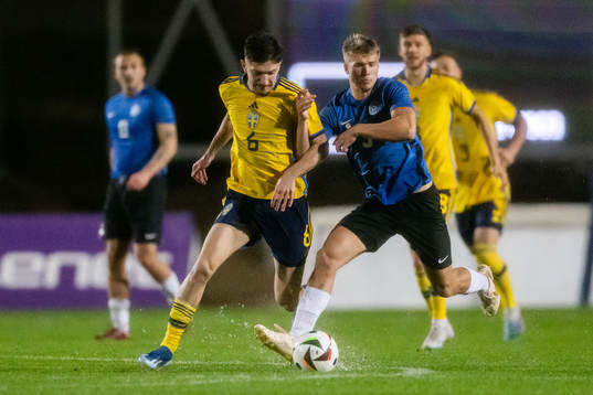 Armin Gigovic of Sweden and Frank Liivak of Estonia