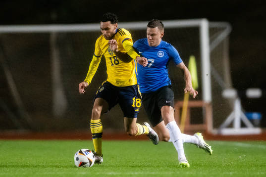 Joakim Persson of Sweden and Edgar Tur of Estonia