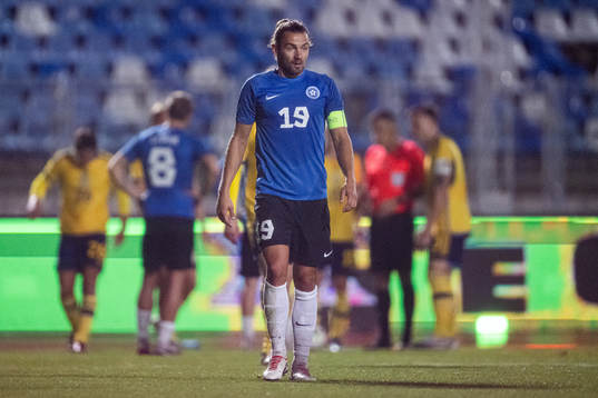 Ken Kallaste of Estonia looks dejected