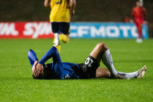 Sergei Zenjov of Estonia in pain