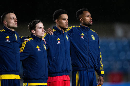 Johan Karlsson, goalkeeper Oliver Dovin and Isaac Kiese